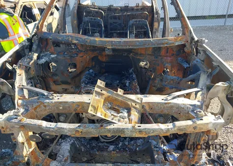 2022 GMC Sierra 1500 Slt из США, поврежденный, VIN 3GTUUDEDXNG647727